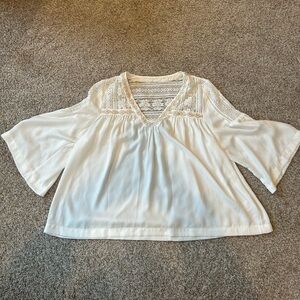 Cowgirl Legend lace and embroidered A Line bell sleeve top. EUC. Boho. Peasant